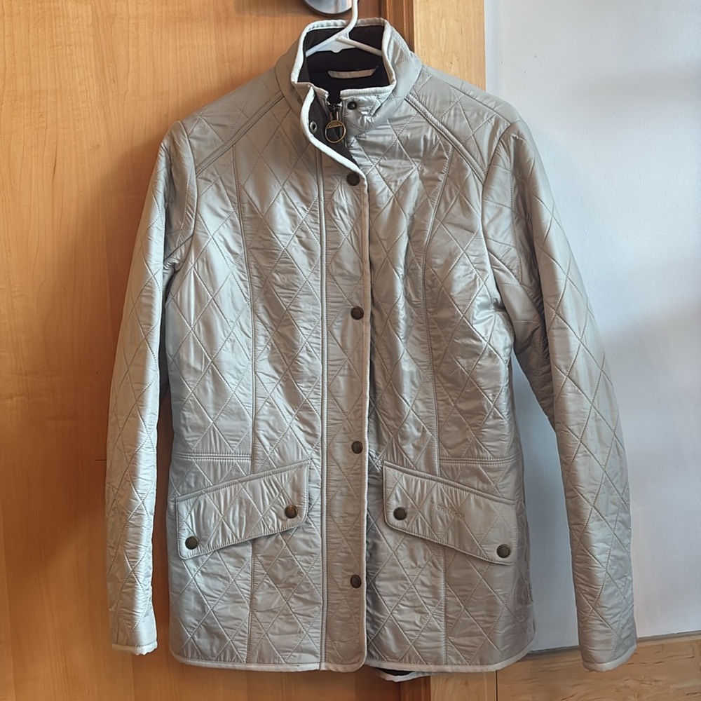 Barbour women’s jacket, size 10 (USA).